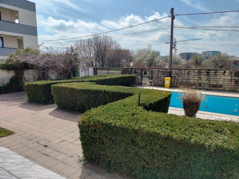 Pipera Rond OMV, vila 390 mp teren 1019 mp piscina, 1,5 km Bucuresti.